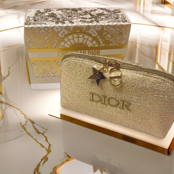 ✨ Limited edition Dior 2024 holiday makeup bag - Picture 5 of 5